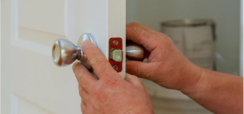 AAA Locksmiths For lock Replacement in Fort Lauderdale, Florida