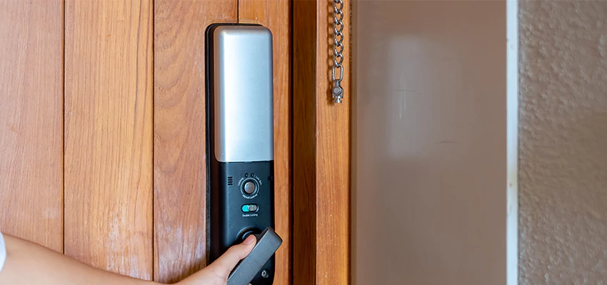 Home Security Electronic Locks Upgrades in Fort Lauderdale, FL